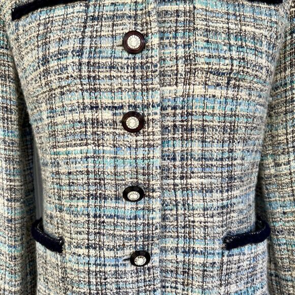 Lady Jacket blue tweed cameo buttons size 2 - Picture 11 of 11